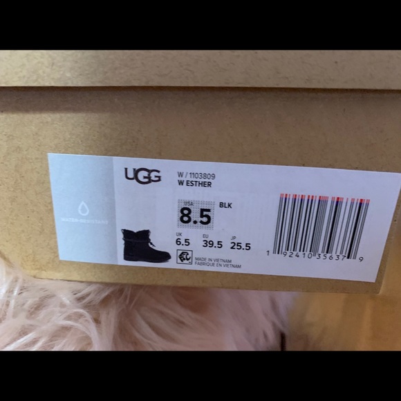 🔥Brand new ugg boots🔥 - Picture 13 of 14